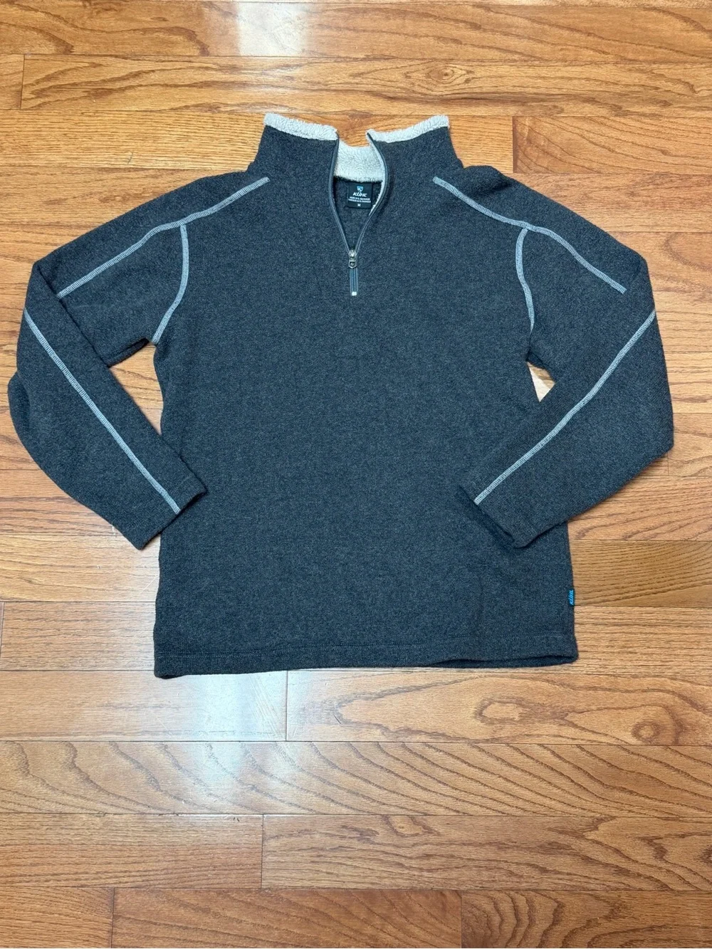 Kuhl Men’s Charcoal Gray Alfpaca 1/4 Zip Mock Neck Pullover Outdoor Size Medium